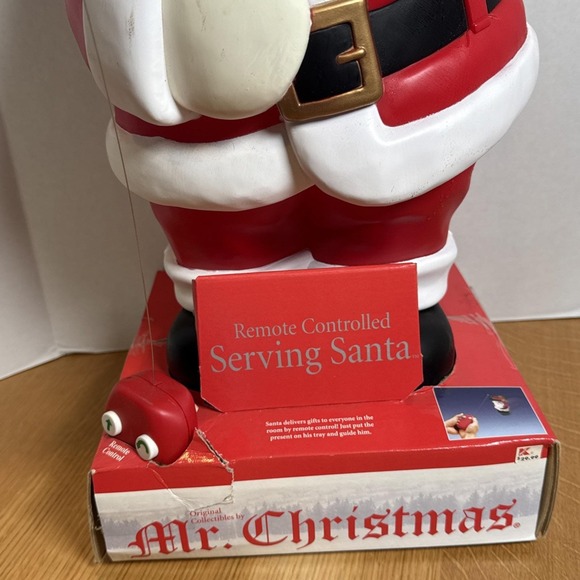 RARE Mr. Christmas Remote Controlled Serving Santa 22" Tall 2001 Gift Delivery - Picture 4 of 10